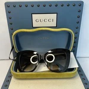 Gucci | Accessories | Gucci Gg327s 52 002 Oversized  display picture 1